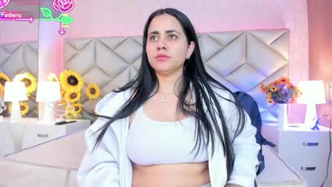 Snapshot of dulce_hiil_ chatting on November 17, 2025, 7:08 pm Monday 5-2 am From Tuesday to Friday5-1 am Colombia time online show from November 17, 2025, 7:08 pm