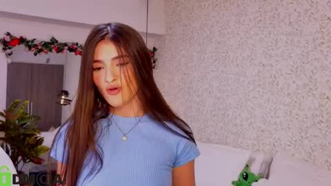 Snapshot of dulce_isabel_ chatting on May 25, 2026, 3:56 am dulce_isabel_ online show from May 25, 2026, 3:56 am