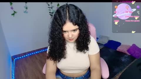 Snapshot of dulce_julieta_ chatting on December 12, 2024, 7:26 pm Dulce online show from December 12, 2024, 7:26 pm