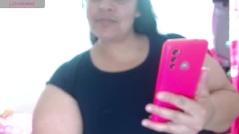 dulce online show from February 3, 2026, 2:53 am