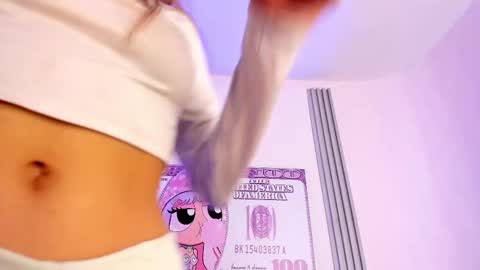 dulce_quintana online show from October 5, 2025, 11:19 am