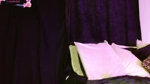   online show from January 18, 2026, 1:42 am