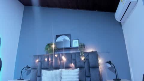 Snapshot of dulceaurora_ chatting on June 19, 2026, 2:49 am DULCE AURORA online show from June 19, 2026, 2:49 am