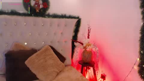 Dulcey online show from December 16, 2025, 4:39 am