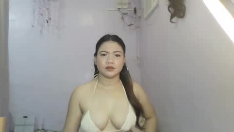 BELLA online show from April 18, 2026, 6:56 pm