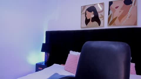 Dulce online show from April 20, 2026, 7:59 pm