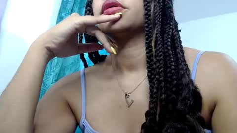 Dulse Diosa online show from February 3, 2025, 3:38 pm