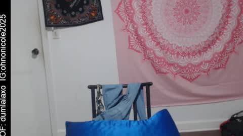 the only advantage you have over me is that u can kiss my ass and i cant  online show from January 9, 2026, 6:38 am