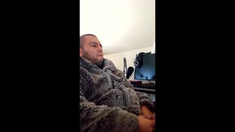 duroporelchiquito online show from March 17, 2026, 3:59 pm