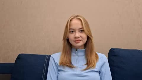 Alisa online show from September 29, 2025, 4:12 pm