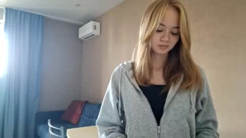 Alisa online show from October 12, 2025, 12:26 pm