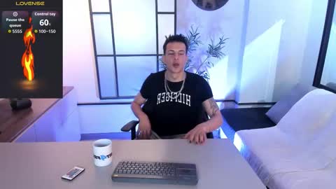 Dustin Sonne online show from October 15, 2025, 4:45 am