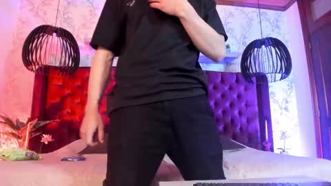 Dustin Sonne online show from February 1, 2026, 3:38 am