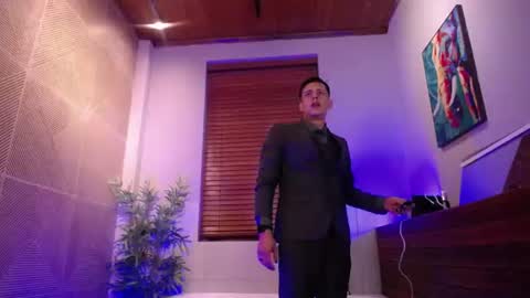 Snapshot of dustin_sonne chatting on June 14, 2026, 3:41 am Dustin Sonne online show from June 14, 2026, 3:41 am