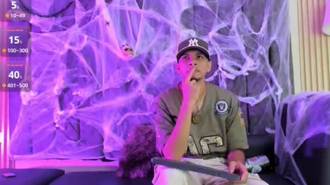 dustinandjordan online show from October 7, 2025, 3:47 am