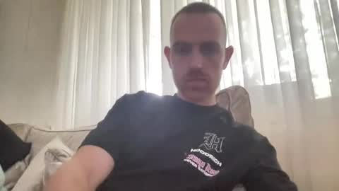 Snapshot of dutchguy4you chatting on July 17, 2026, 9:38 am dutchguy4you online show from July 17, 2026, 9:38 am