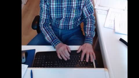 dutchpornking2 online show from January 31, 2025, 3:11 pm