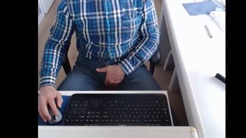 dutchpornking2 online show from March 10, 2025, 7:53 am