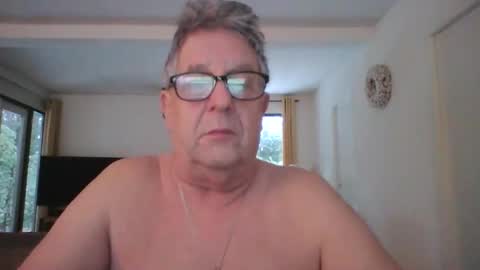 Snapshot of dutchsmooth chatting on January 9, 2026, 8:17 am dutchsmooth online show from January 9, 2026, 8:17 am