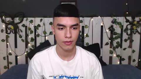 Snapshot of duvan_montes chatting on December 1, 2025, 7:41 pm duvan_montes online show from December 1, 2025, 7:41 pm