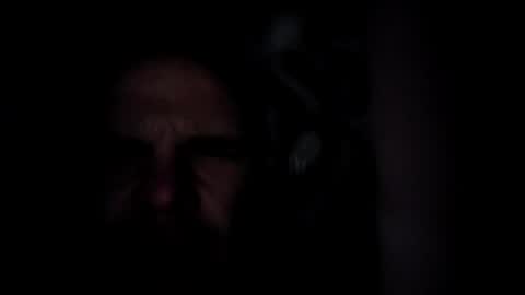 Snapshot of dwadek081704 chatting on June 24, 2026, 6:01 am dwadek081704 online show from June 24, 2026, 6:01 am