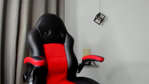 DWAYNIE online show from March 7, 2025, 8:13 am