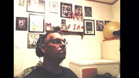 Snapshot of dwinmontana chatting on November 11, 2025, 7:19 am dwinmontana online show from November 11, 2025, 7:19 am