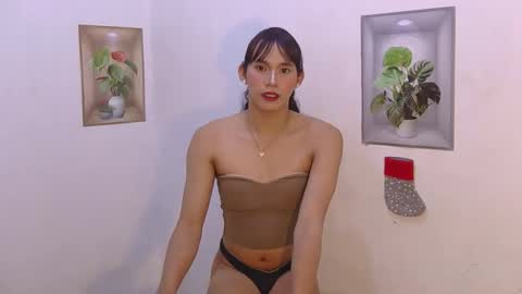 Snapshot of dy_namite chatting on February 5, 2026, 6:23 pm dy_namite online show from February 5, 2026, 6:23 pm