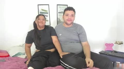 dylan_bonnie online show from December 4, 2025, 3:21 pm