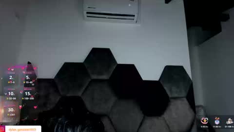 dylan_turner_ online show from September 20, 2025, 8:32 pm