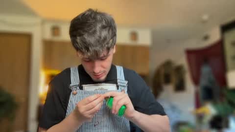 Snapshot of dylandaniel69 chatting on September 11, 2025, 6:19 pm Dylan Daniel 7.8 online show from September 11, 2025, 6:19 pm