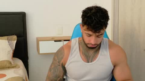 Snapshot of dylanrivera_ chatting on April 25, 2026, 1:41 pm Dylan Rivera online show from April 25, 2026, 1:41 pm