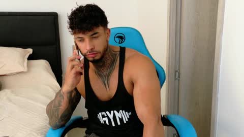 Snapshot of dylanrivera_ chatting on May 10, 2026, 2:44 pm Dylan Rivera online show from May 10, 2026, 2:44 pm
