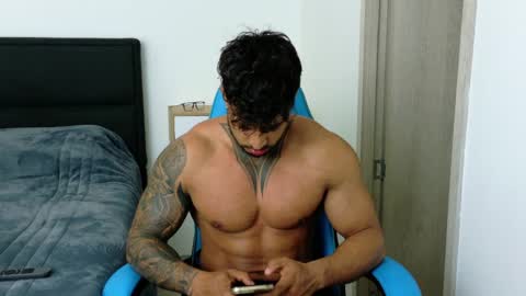 Snapshot of dylanrivera_ chatting on May 20, 2026, 11:44 pm Dylan Rivera online show from May 20, 2026, 11:44 pm