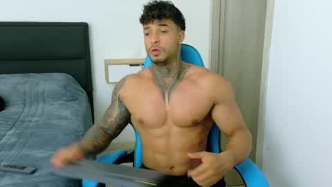 Snapshot of dylanrivera_ chatting on June 3, 2026, 2:36 am Dylan Rivera online show from June 3, 2026, 2:36 am