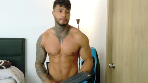 Snapshot of dylanrivera_ chatting on August 6, 2026, 1:40 am Dylan Rivera online show from August 6, 2026, 1:40 am