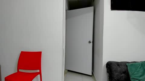 Dylan Taylor online show from April 18, 2026, 11:03 am