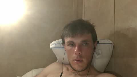 dylp400 online show from February 9, 2025, 1:03 pm