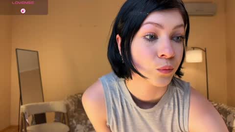 e1ara online show from April 6, 2026, 10:27 am