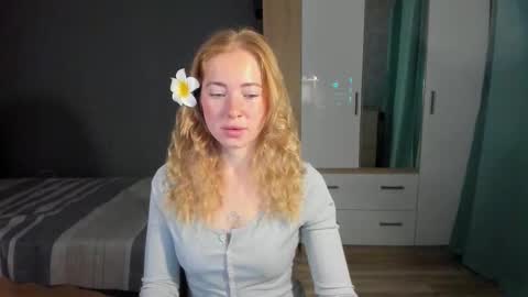 fansly - yourbestbaby online show from September 22, 2025, 3:52 am