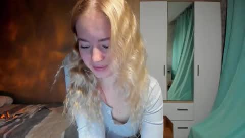 fansly - yourbestbaby online show from January 17, 2026, 4:17 am