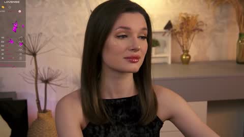 Snapshot of e_vvv_a chatting on January 23, 2025, 3:43 pm Eva online show from January 23, 2025, 3:43 pm