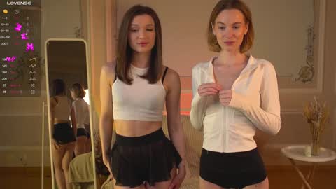 Snapshot of e_vvv_a chatting on February 6, 2025, 3:20 pm Eva online show from February 6, 2025, 3:20 pm