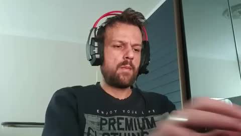 eaglecrm online show from November 16, 2025, 12:33 pm