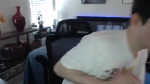 Alex online show from April 17, 2026, 6:55 pm