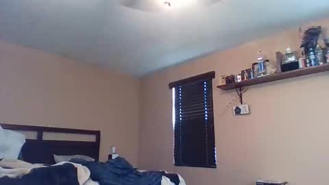 Snapshot of earl3232 chatting on February 12, 2026, 3:51 pm earl3232 online show from February 12, 2026, 3:51 pm