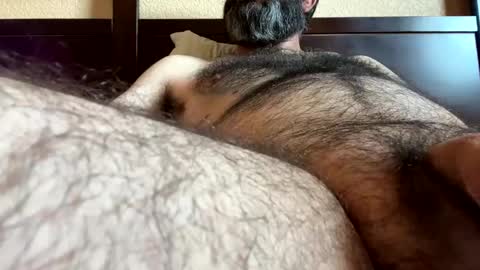 Snapshot of earl3232 chatting on March 8, 2026, 6:01 pm earl3232 online show from March 8, 2026, 6:01 pm