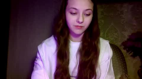 Snapshot of earlenegadsden chatting on March 3, 2026, 4:24 pm Yuni online show from March 3, 2026, 4:24 pm