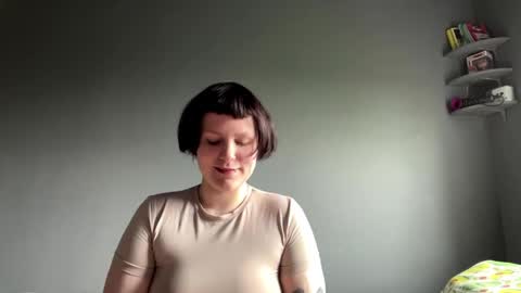 Snapshot of earthascritchfield chatting on May 28, 2026, 9:06 am Rina online show from May 28, 2026, 9:06 am