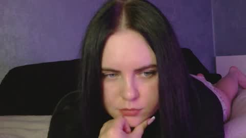 Snapshot of easabella chatting on October 30, 2025, 6:52 pm Bella online show from October 30, 2025, 6:52 pm